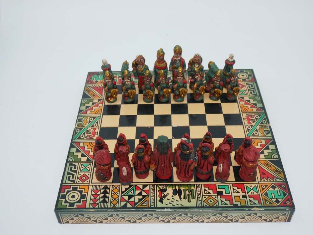 Vtg Peruvian Inca vs Spanish Conquistador Travel Chess Box Set